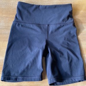 Athleta ultra high rise elation 7 in short